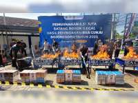 Kantor Bea Cukai Bojonegoro Musnahkan 8,5 Juta Batang Rokok Ilegal Senilai Rp 12,6 Miliar