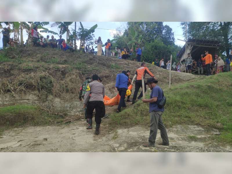 Pelajar yang Tenggelam di Sungai Bengawan Solo Margomulyo, Bojonegoro, Ditemukan Meninggal