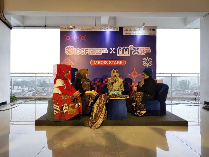 Cantika Wahono Promosikan Kekayaan Wastra Bojonegoro di Festival Mbois 10 Malang