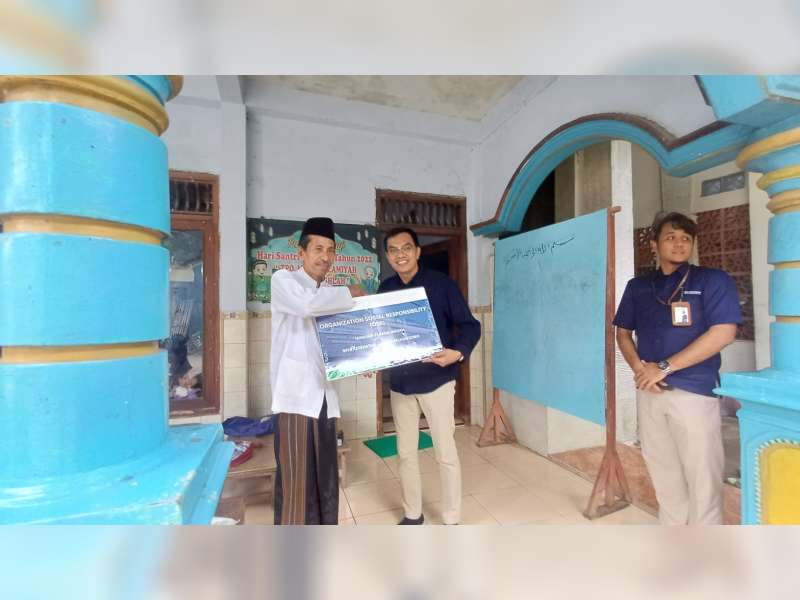 BPJS Kesehatan Bojonegoro Beri Bantuan pada Pondok Pesantren Al-Ishlah Desa Simo, Tuban