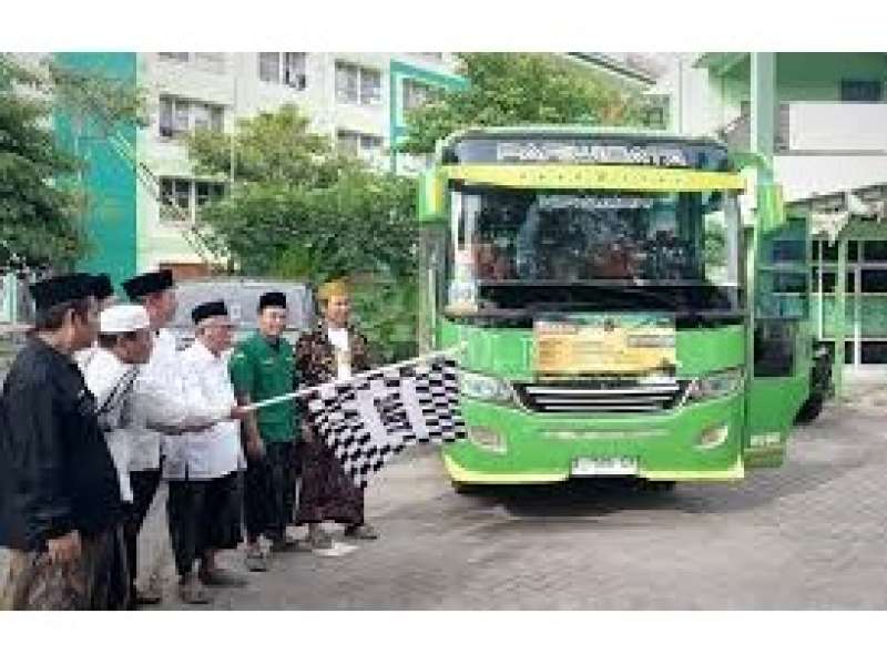 Ribuan Nahdliyin Bojonegoro Ikuti Mujahadah Kubro 1 Abad NU di Malang