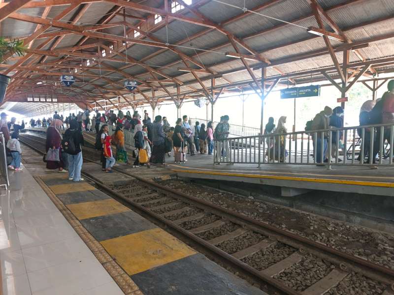 3.378 Penumpang Naik-Turun di Stasiun Bojonegoro Hari Ini