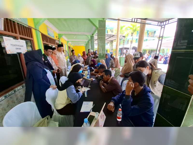 Djarum Foundation bersama YBSI Gelar Pengobatan Gratis di Sumberrejo, Bojonegoro