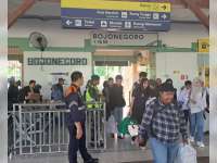 Penumpang Angkutan Lebaran di Stasiun Bojonegoro Capai 55 Ribu, Meningkat 15 Persen dari Tahun Sebelumnya