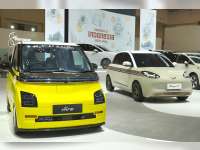 Pemprov Jatim Kaji Pajak Kendaraan Listrik untuk Dukung Ekonomi Hijau dan Hindari Disparitas