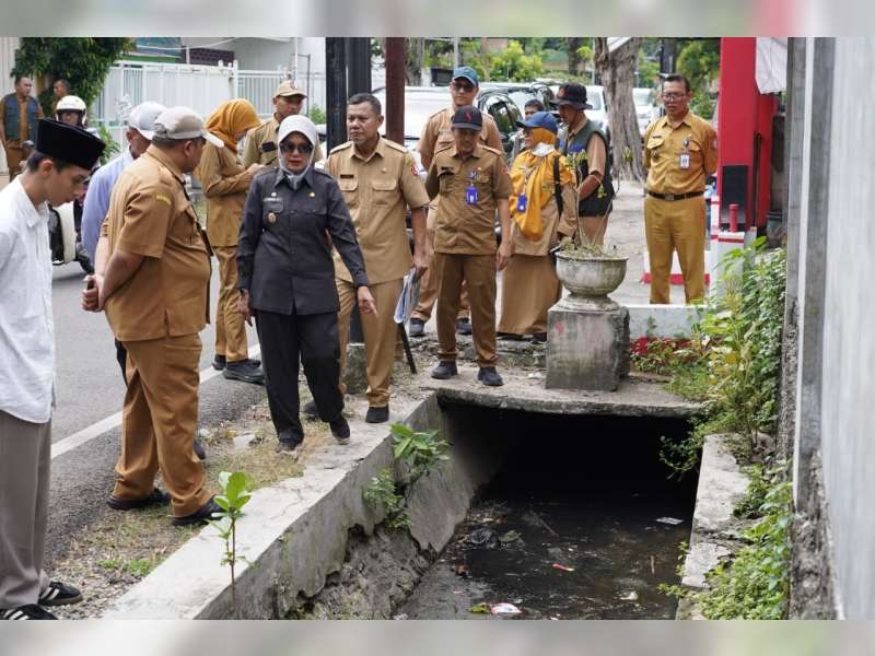 Atasi Genangan Kronis, Wabup Bojonegoro Sidak Drainase dan Temukan Pompa Tidak Maksimal