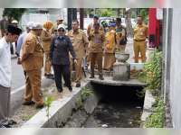 Atasi Genangan Kronis, Wabup Bojonegoro Sidak Drainase dan Temukan Pompa Tidak Maksimal