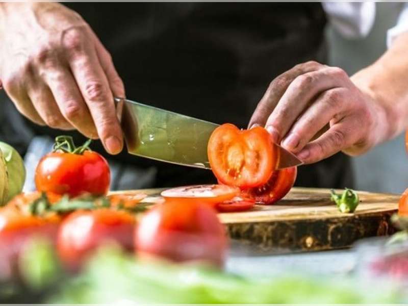 Mengenal Makanan Penurun Kortisol untuk Mengelola Hormon Stres dan Menjaga Keseimbangan Tubuh