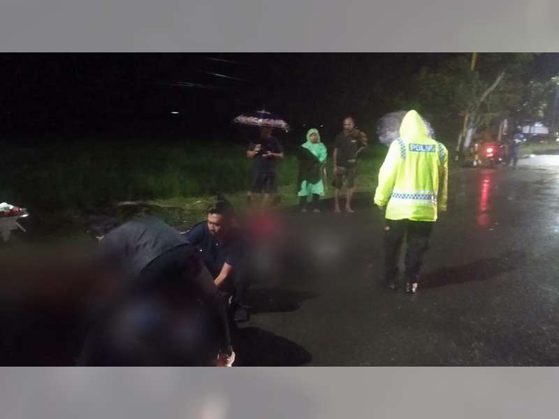 Tabrak Truk Parkir, Seorang Pemotor di Ngraho, Bojonegoro Meninggal Dunia