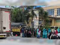 Ditinggal Sopir Makan, Truk Parkir di Kalitidu, Bojonegoro Jalan Sendiri Tabrak 2 Motor dan Satu Mobil
