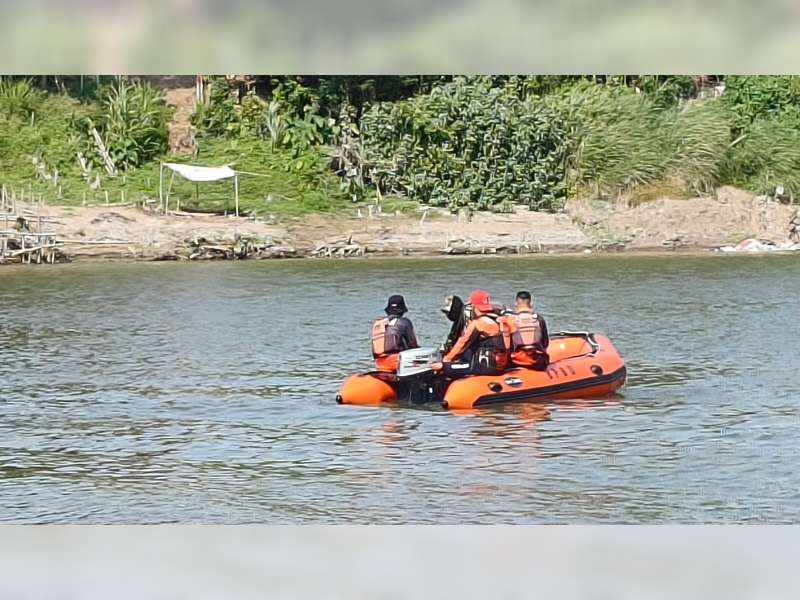 Hendak Menyeberang Sungai Bengawan Solo, Seorang Remaja di Kasiman, Bojonegoro Tenggelam