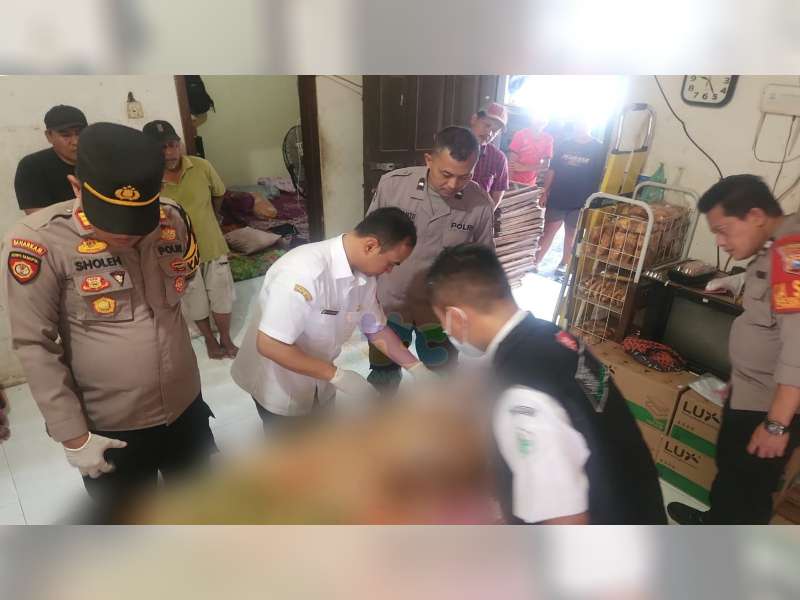 Seorang Warga Cirebon Ditemukan Meninggal di Kamar Tidur Tempat Kerjanya di Baureno, Bojonegoro