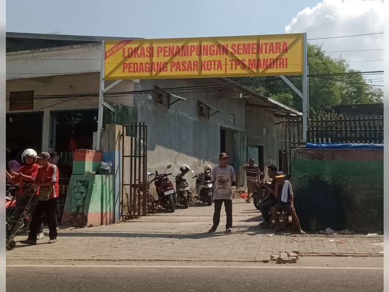Pedagang Pasar Kota Pindah Sementara Selama Renovasi, Ada yang Swadaya