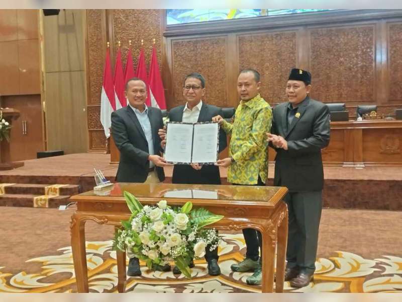 DPRD dan Pemkab Bojonegoro Sahkan Dua Raperda Strategis Bidang Pariwisata dan Perlindungan Anak