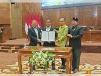 DPRD dan Pemkab Bojonegoro Sahkan Dua Raperda Strategis Bidang Pariwisata dan Perlindungan Anak