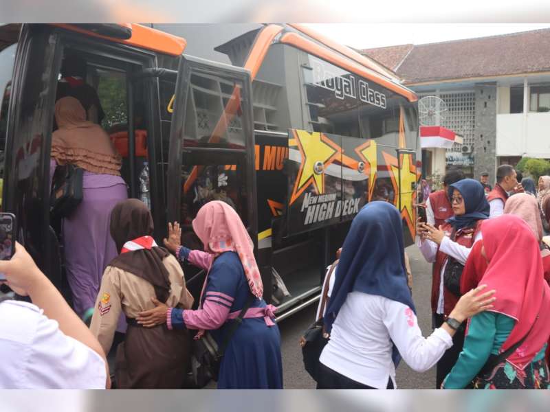 Gedung Sekolah Belum Rampung, 30 Siswa Baru SRMA 18 Blora Sementara Dititipkan ke Rembang
