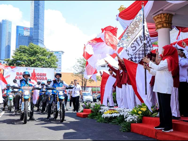 Pemprov Jatim Salurkan Tali Asih  untuk Keluarga Pahlawan Nasional dan Perintis Kemerdekaan