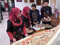 Gandeng ISI Surakarta, Dekranasda Bojonegoro Susun Kajian Akademis dan Motif Pakem Batik Daerah