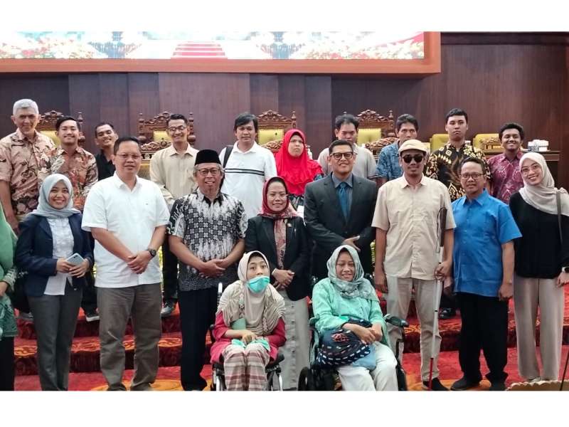 Tuntas Dibahas DPRD Jatim, Raperda Disabilitas Ancam Cabut Izin Perusahaan yang Abaikan Kuota Pekerja Difabel