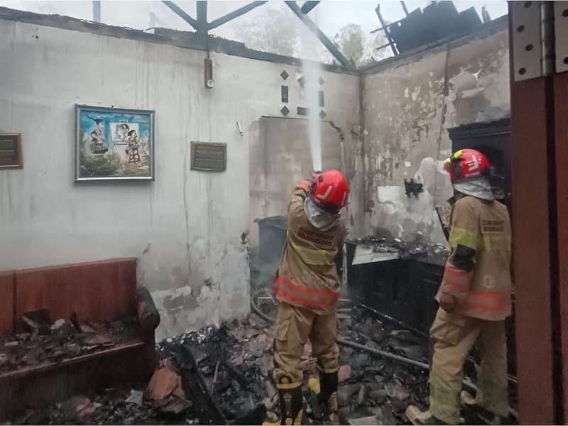 Satu Korban Kebakaran Rumah di Dander, Bojonegoro Meninggal Dunia di IGD RSUD