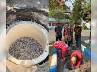 Jaga Ekosistem dan Cegah Genangan, Pemkab Bojonegoro Buat Sumur Resapan di Area Perkantoran