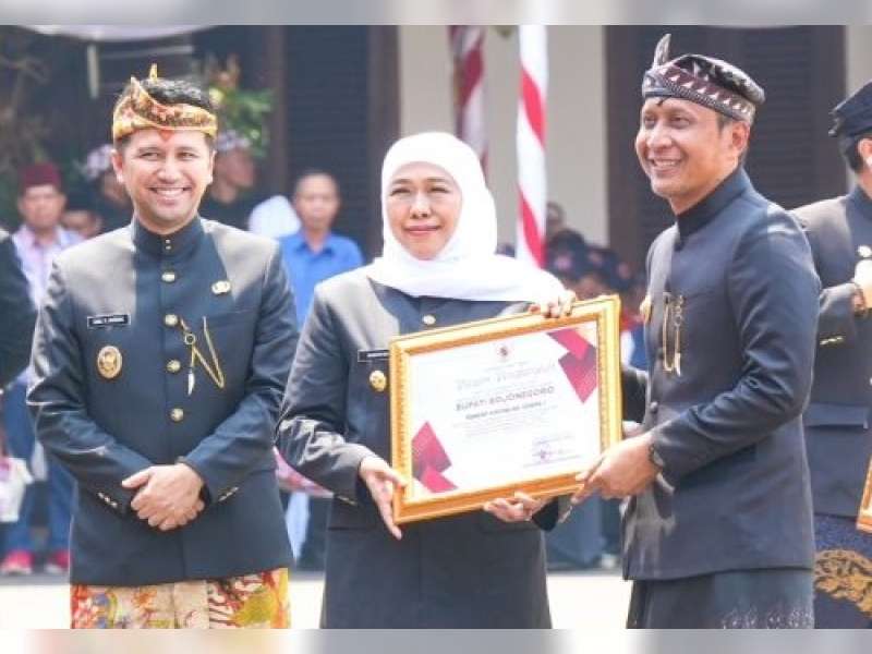 Sabet Penghargaan Pembina Siskamling Terbaik I Jatim, Bupati Setyo Wahono Dorong Penguatan Keamanan Berbasis Masyarakat