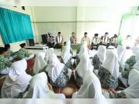 Polisi Peduli Pendidikan, Kapolres Bojonegoro Ingatkan Bahaya Kenakalan Remaja di Al-Fatimah
